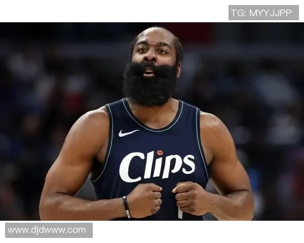 詹姆斯·哈登双加时狂砍40+三双创NBA历史最年长纪录，终结球队六连败